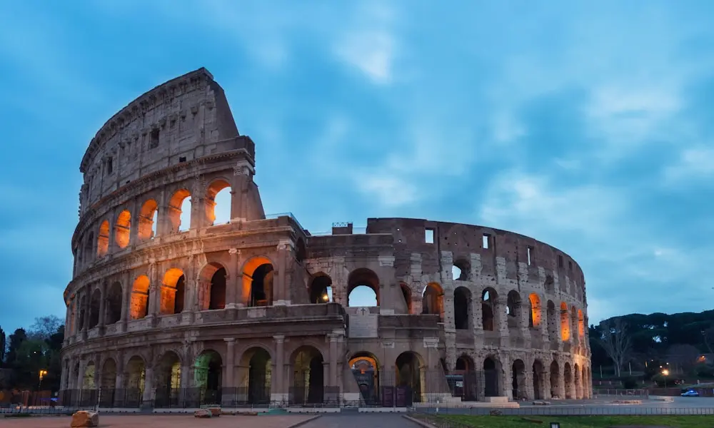 Roma: Coliseo y ciudad eterna