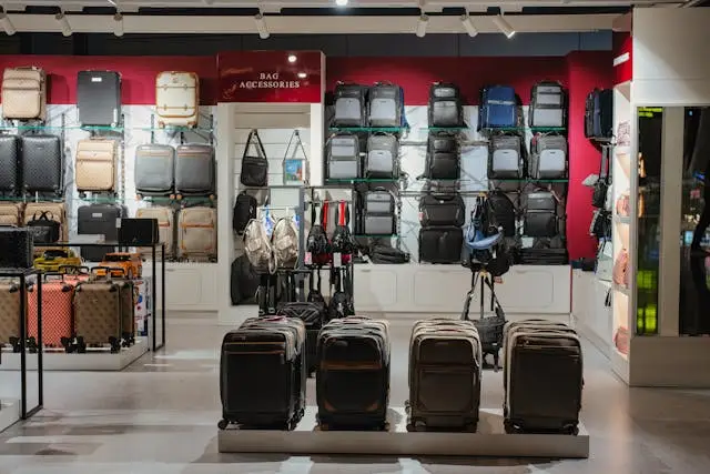 Maleta de cabina perfecta con ruedas y compartimentos